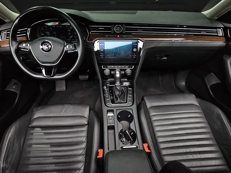 VW Passat 2.0 TDI - САМО 30% АВАНС, снимка 14 - Автомобили и джипове - 55737189