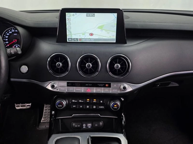 Kia Stinger 2.0 Automatic, снимка 14 - Автомобили и джипове - 55880054