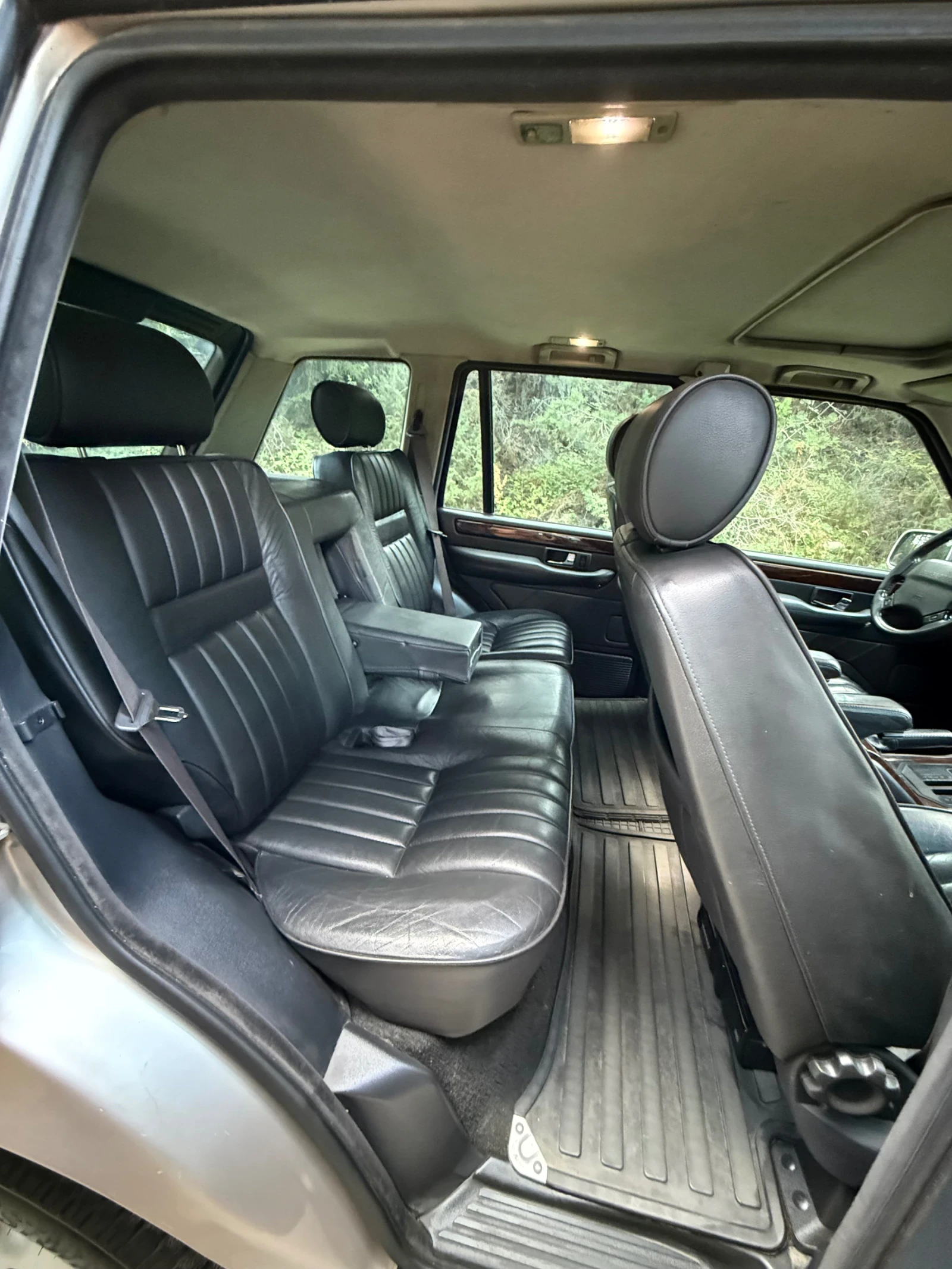 Land Rover Range rover 2.5D Automatic, снимка 15 - Автомобили и джипове - 34702957