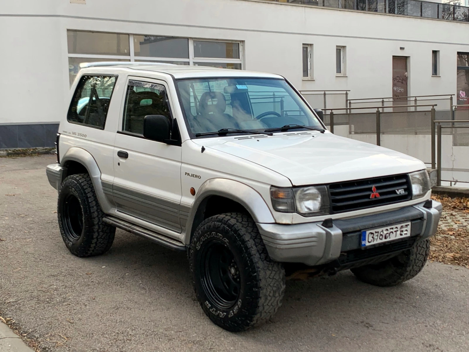 Mitsubishi Pajero 3.5 V6 SuperSelect R/D Lock - изображение 2