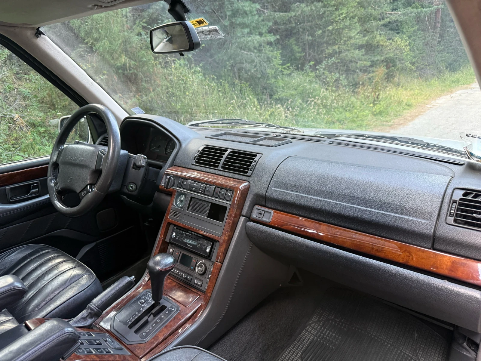 Land Rover Range rover 2.5D Automatic, снимка 11 - Автомобили и джипове - 34702957