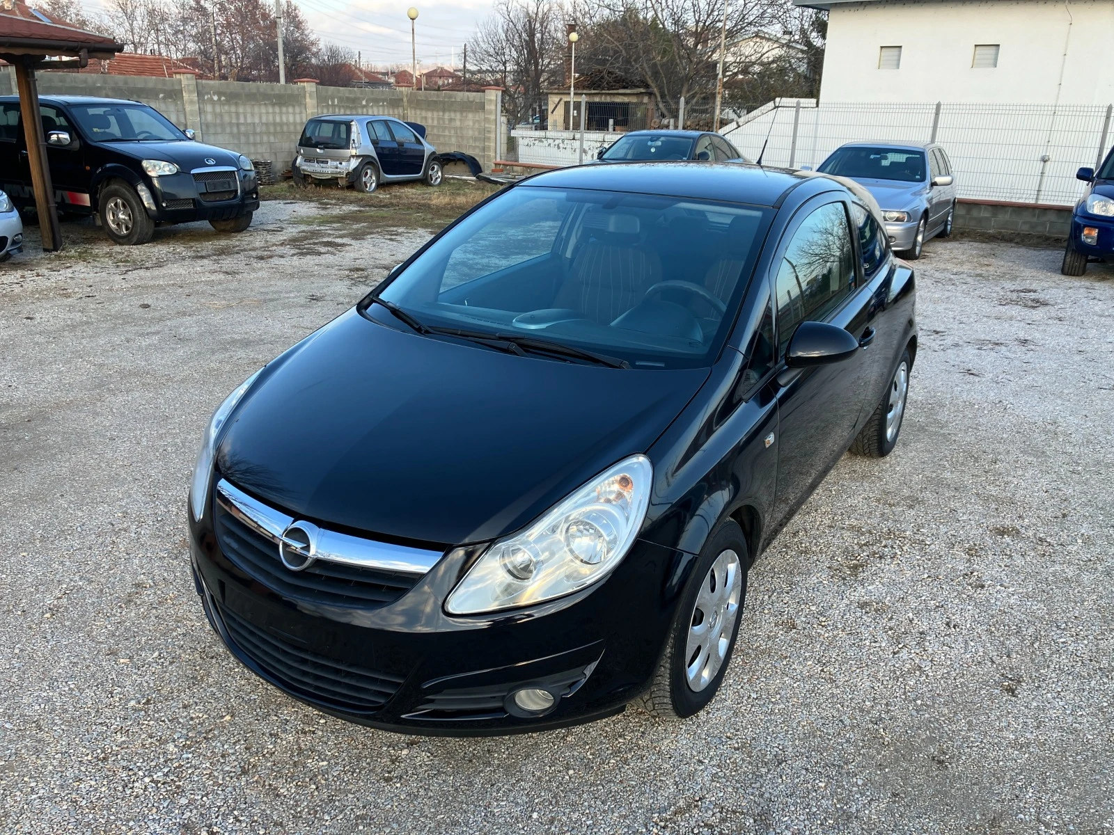 Opel Corsa 1.2i - [1] 