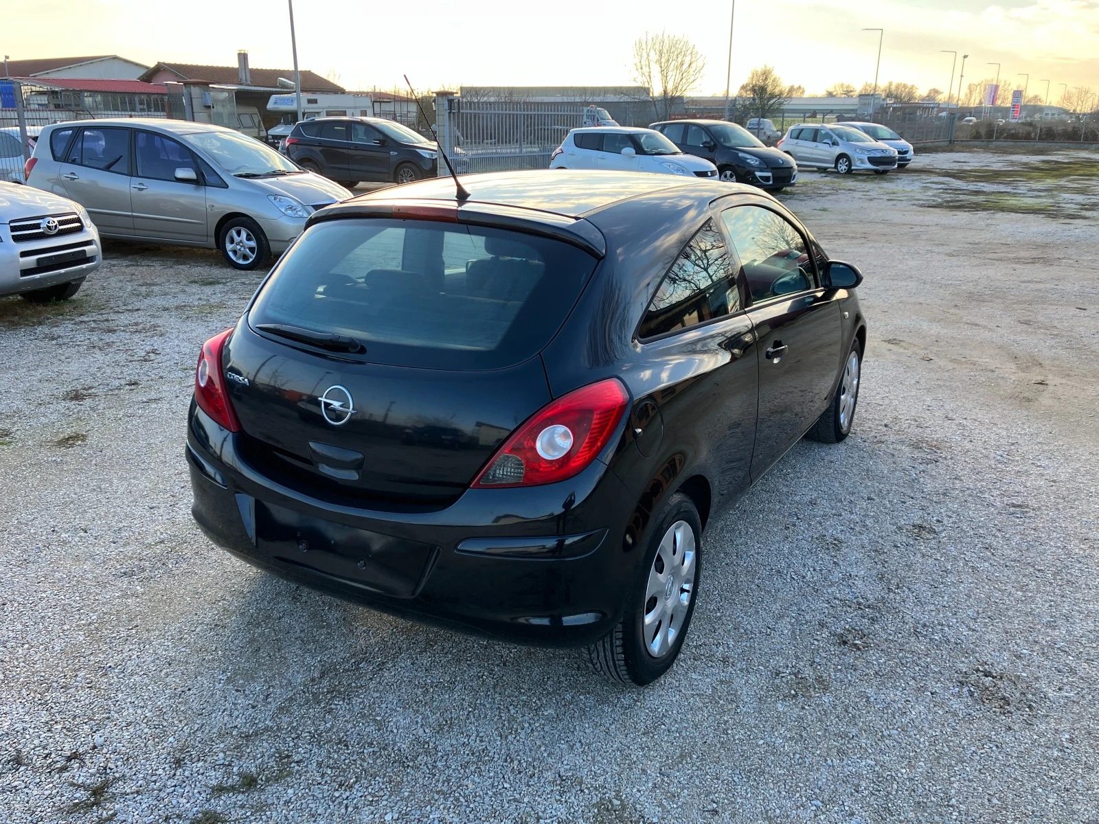 Opel Corsa 1.2i - изображение 7