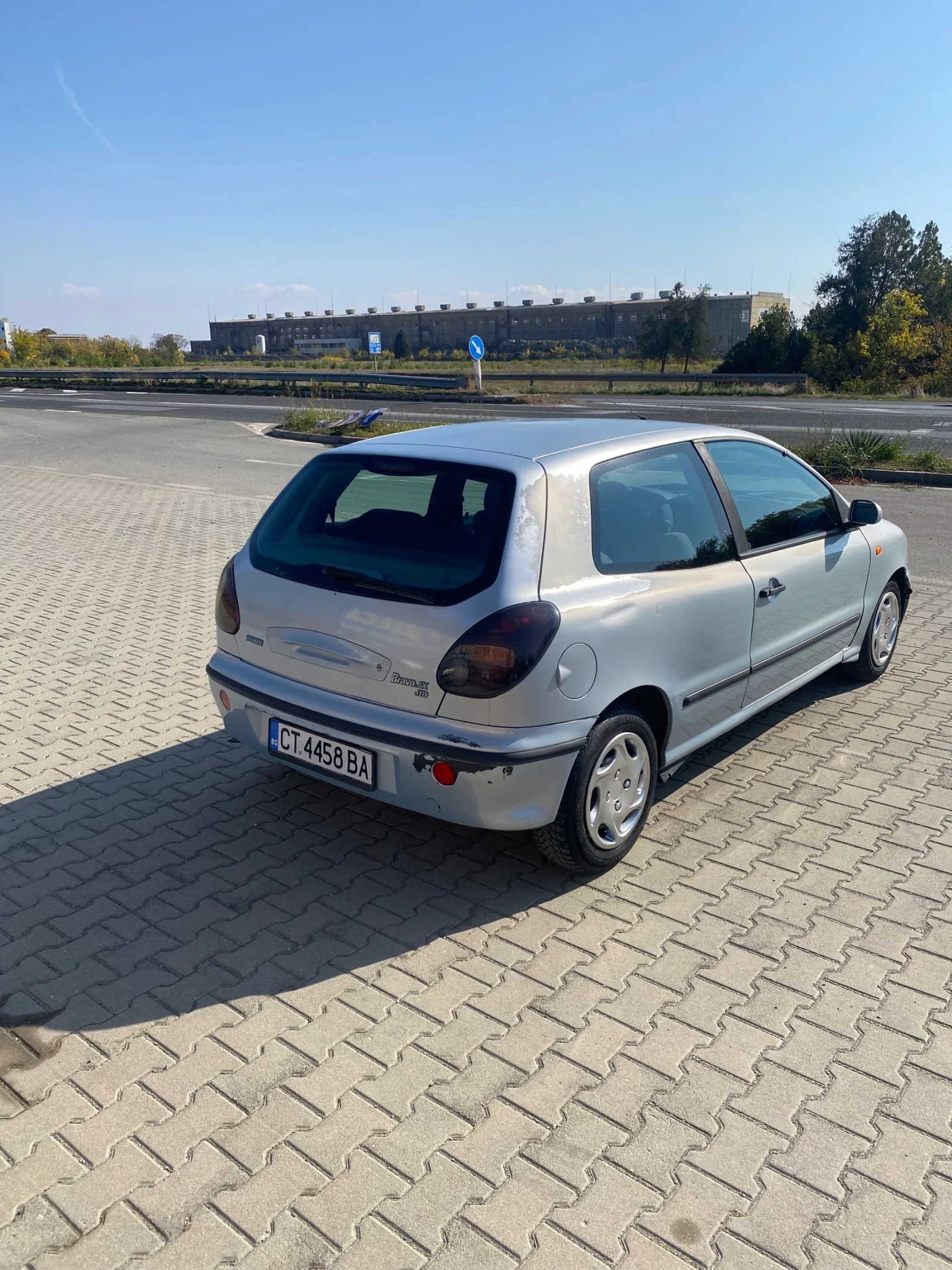 Fiat Bravo 1, 9 JTD - изображение 6