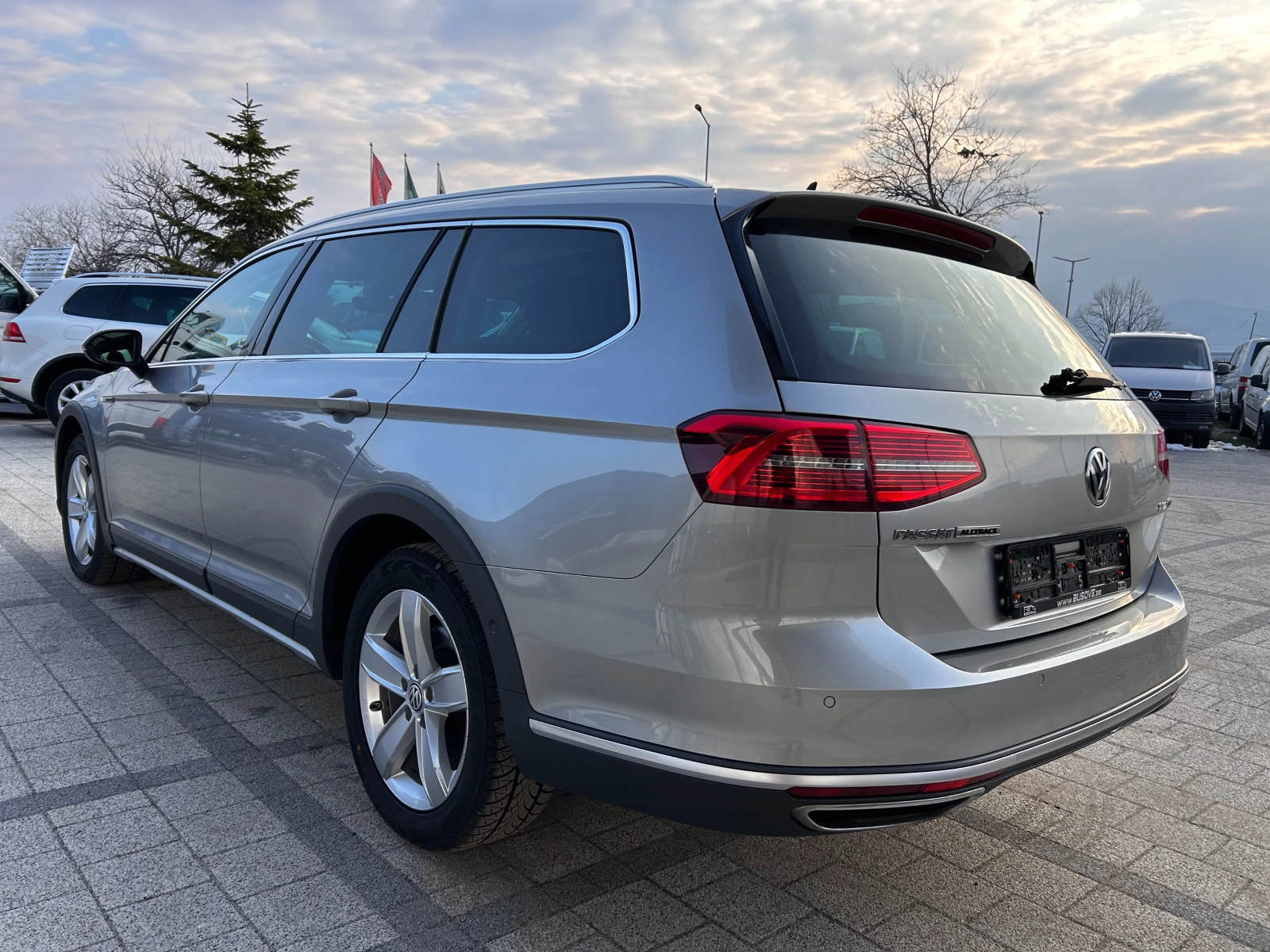 VW Alltrack 2.0TDI 4motion  - изображение 5