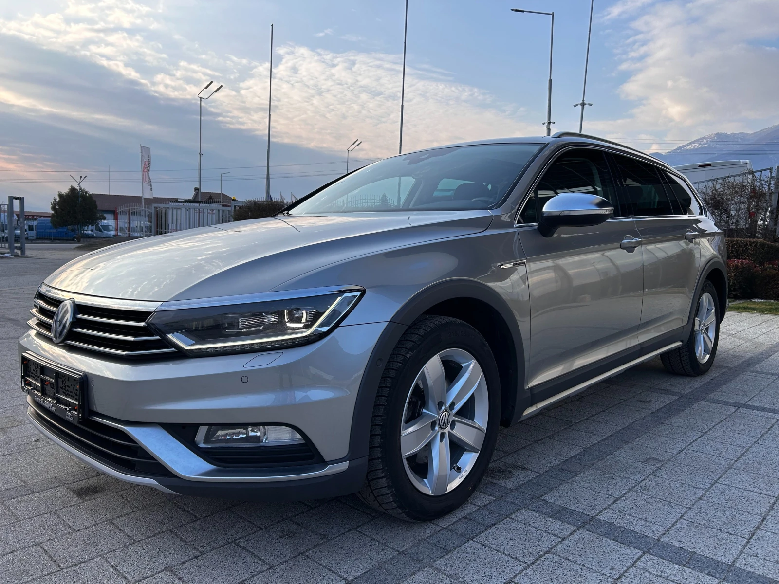 VW Alltrack 2.0TDI 4motion  - изображение 4