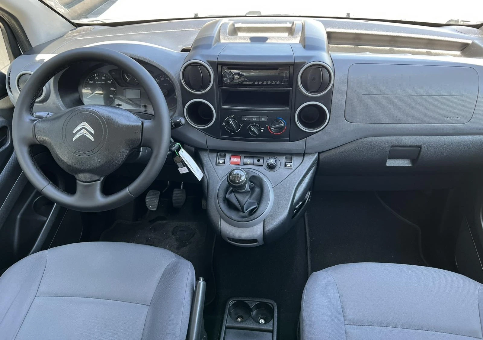 Citroen Berlingo VP 1.6HDi 75 FAP BVM5 E6 - изображение 7