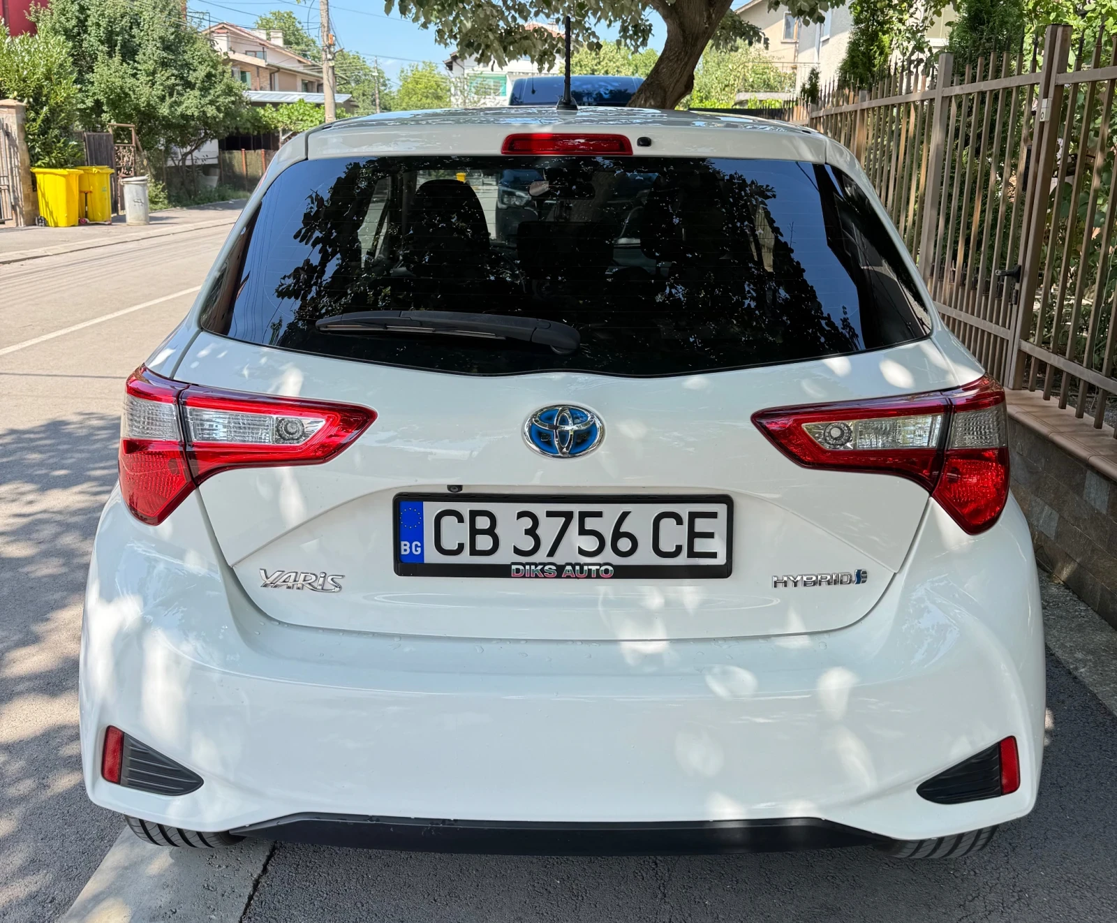 Toyota Yaris Toyota Yaris 1.5 VVT-i (100 Hp) Hybrid e-CVT - изображение 4
