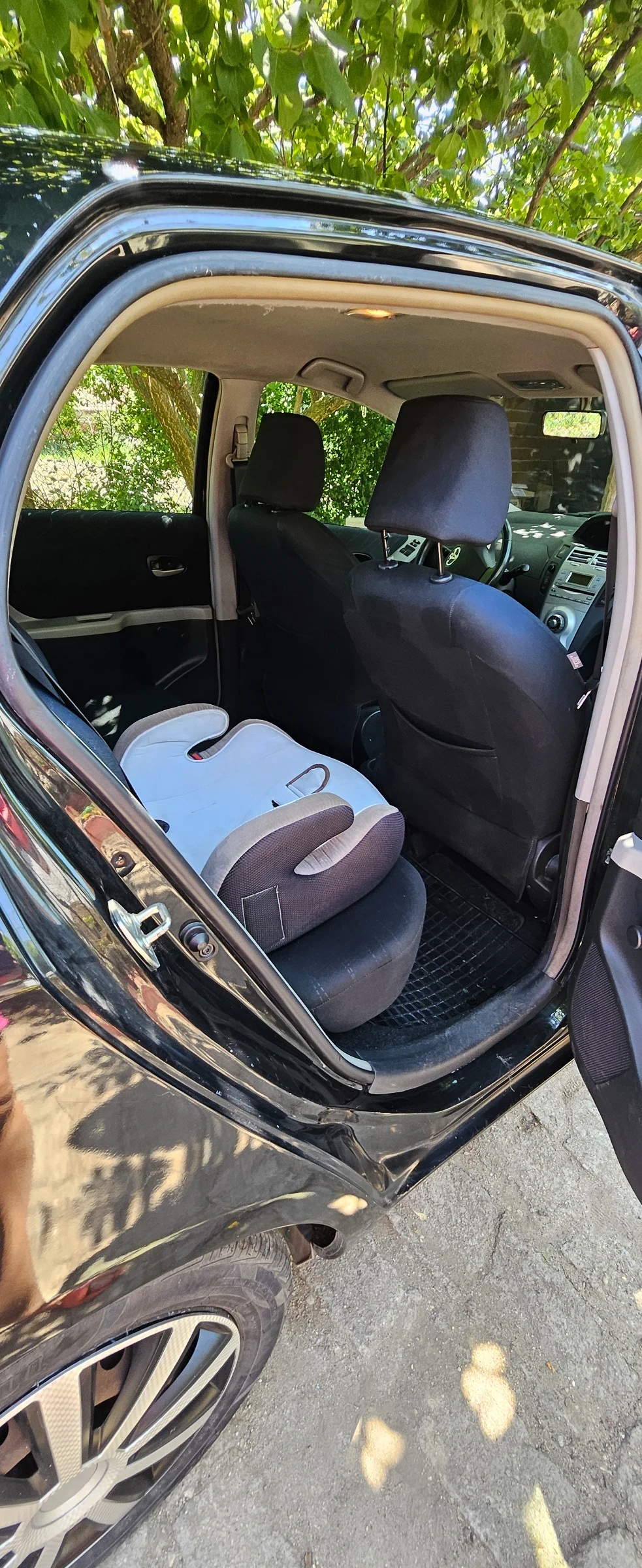 Toyota Yaris  - изображение 6