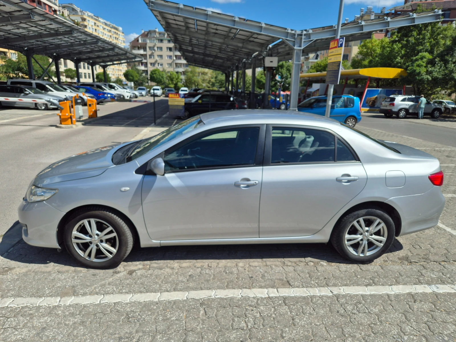 Toyota Corolla  - изображение 2