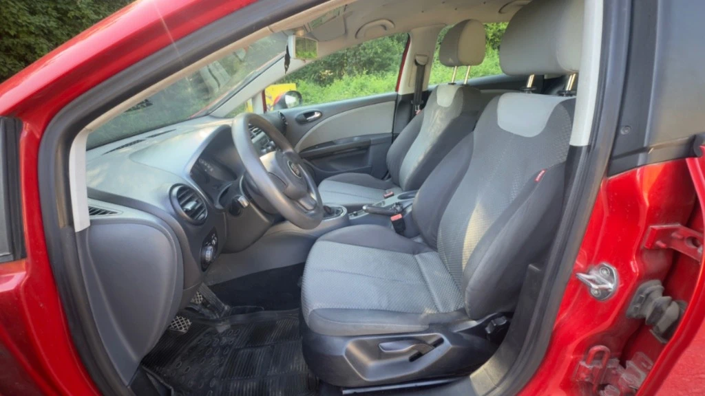 Seat Leon 1.6i - изображение 5