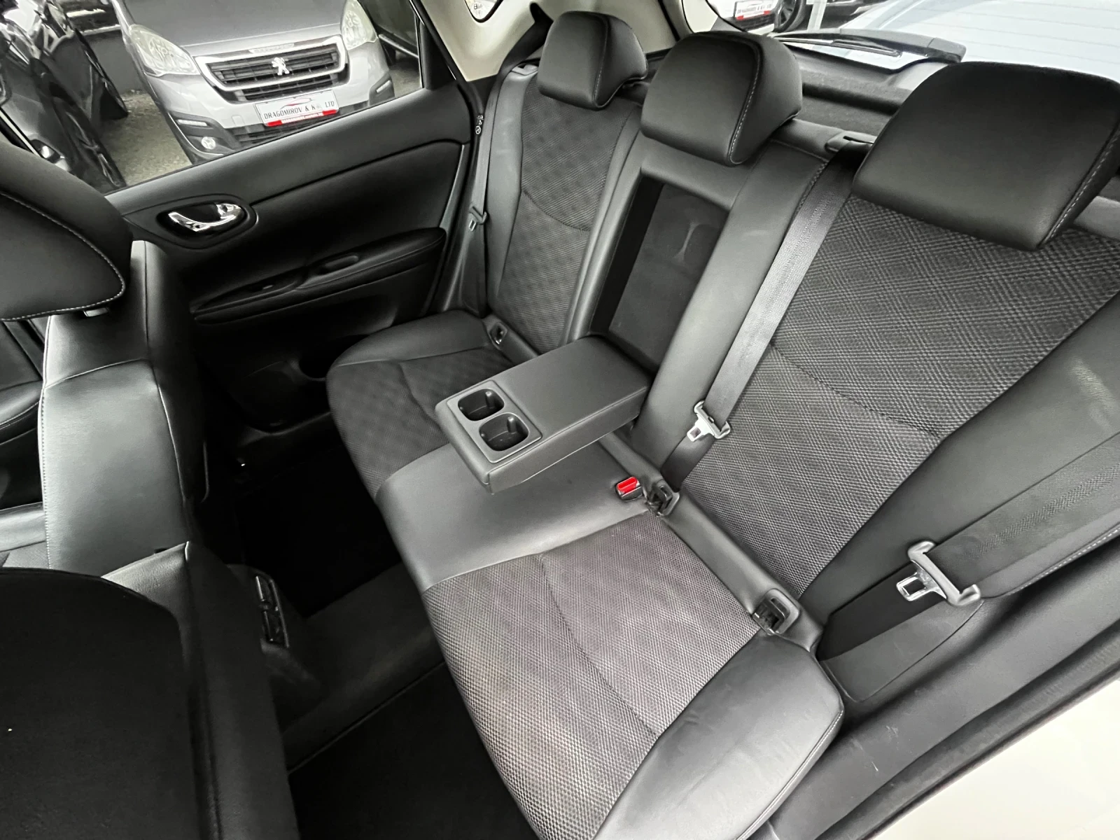 Nissan Pulsar 1.2i Euro 6 / Tekna / Keyless / Navi | Mobile.bg � ����������� 12