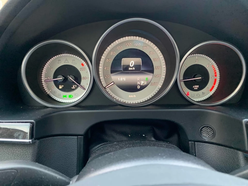 Mercedes-Benz E 250 BlueTEC  CARFAX | Mobile.bg � ����������� 8