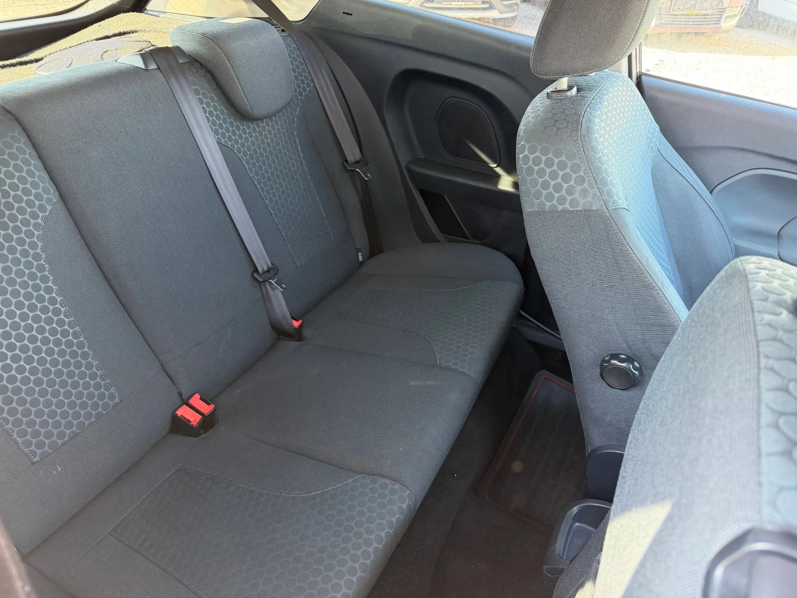 Ford Fiesta 1.6/120�� ����������� | Mobile.bg � ����������� 12