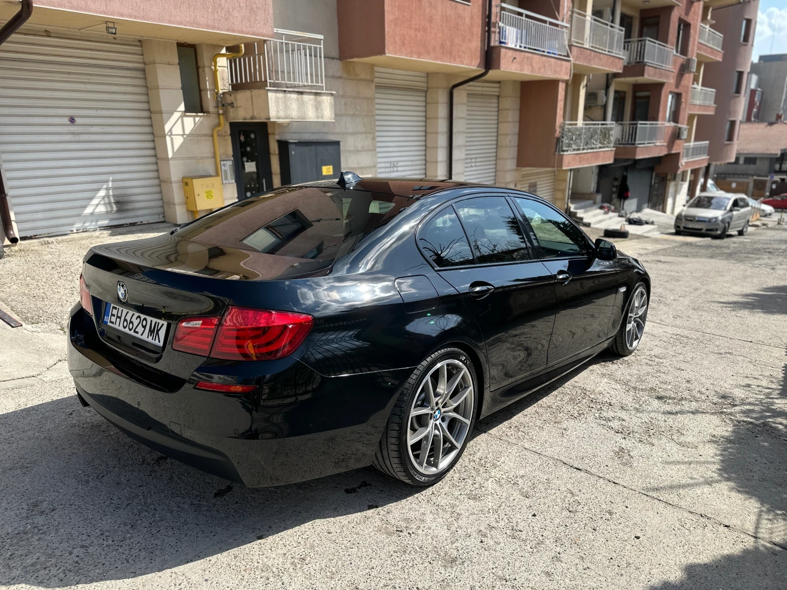 BMW 530 530D MSport Swiss, снимка 3 - Автомобили и джипове - 53862072