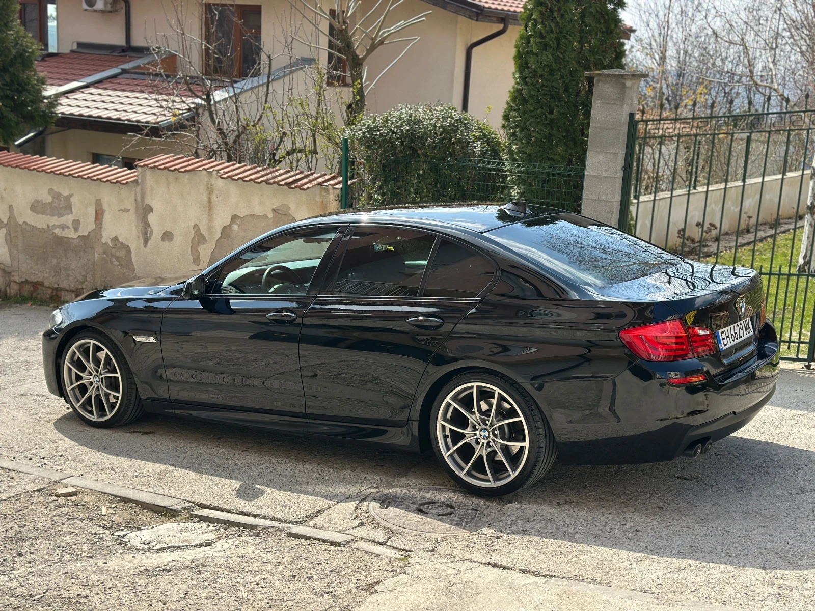 BMW 530 530D MSport Swiss, снимка 4 - Автомобили и джипове - 53862072