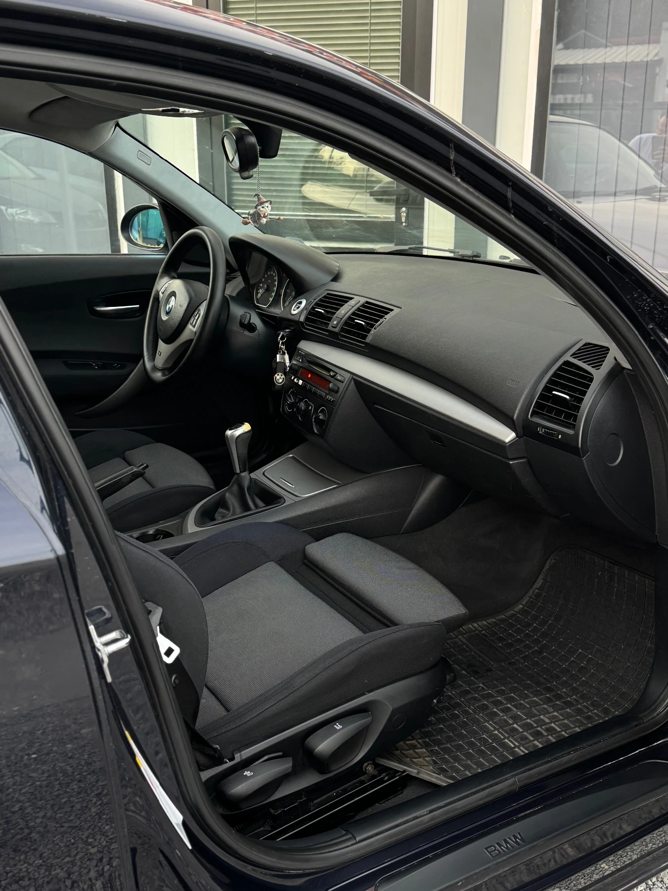 BMW 118 118d 122к.с ОБСЛУЖЕНА , снимка 7 - Автомобили и джипове - 54479219