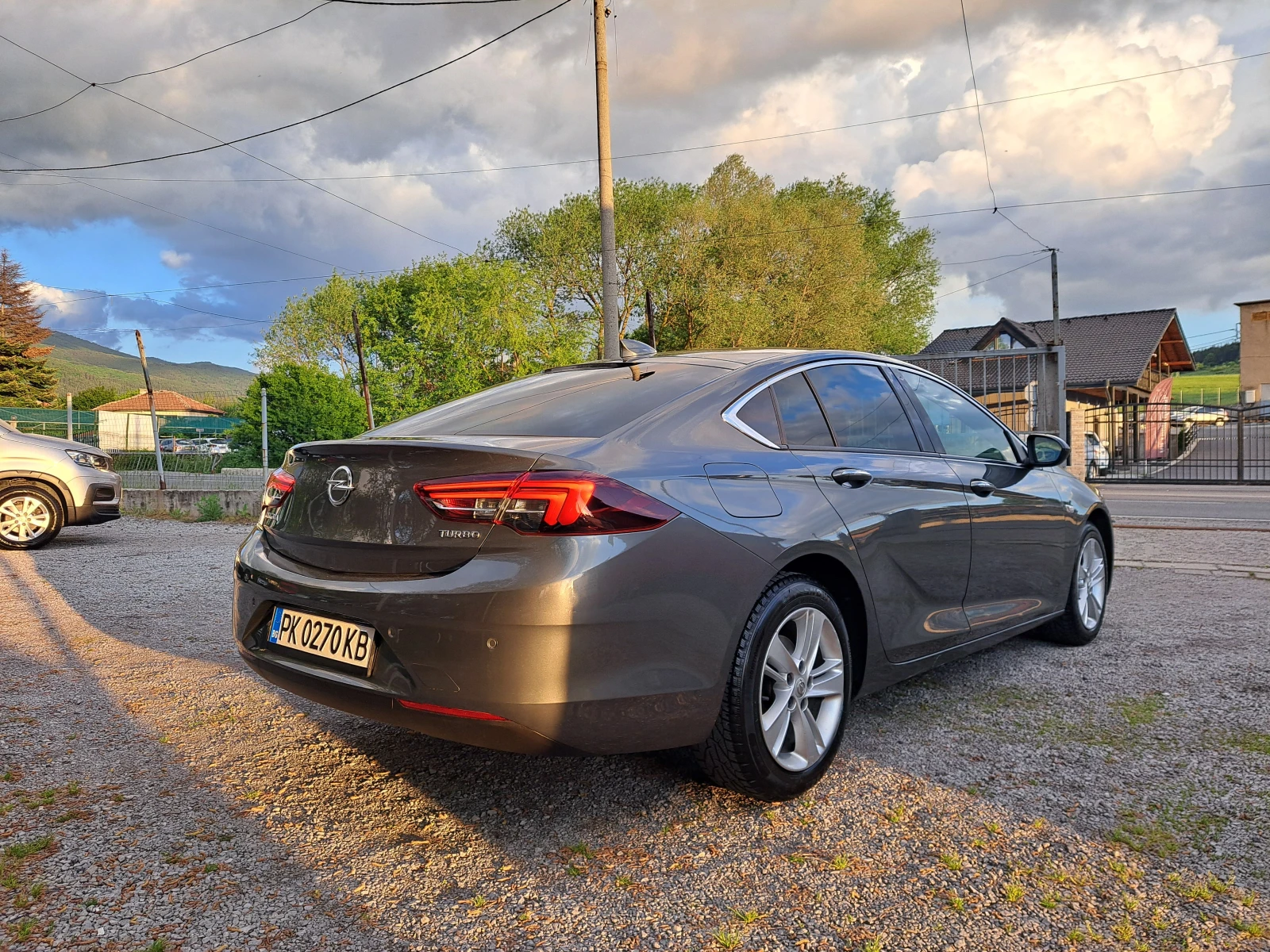 Opel Insignia 1.5T GRAND SPORT-FUL EKSTRI, снимка 8 - Автомобили и джипове - 54663563