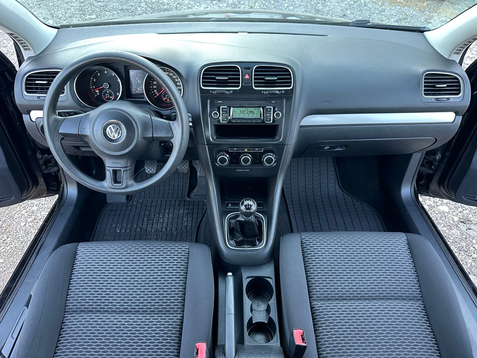 VW Golf 1.2TSI 86kc, снимка 10 - Автомобили и джипове - 54711162