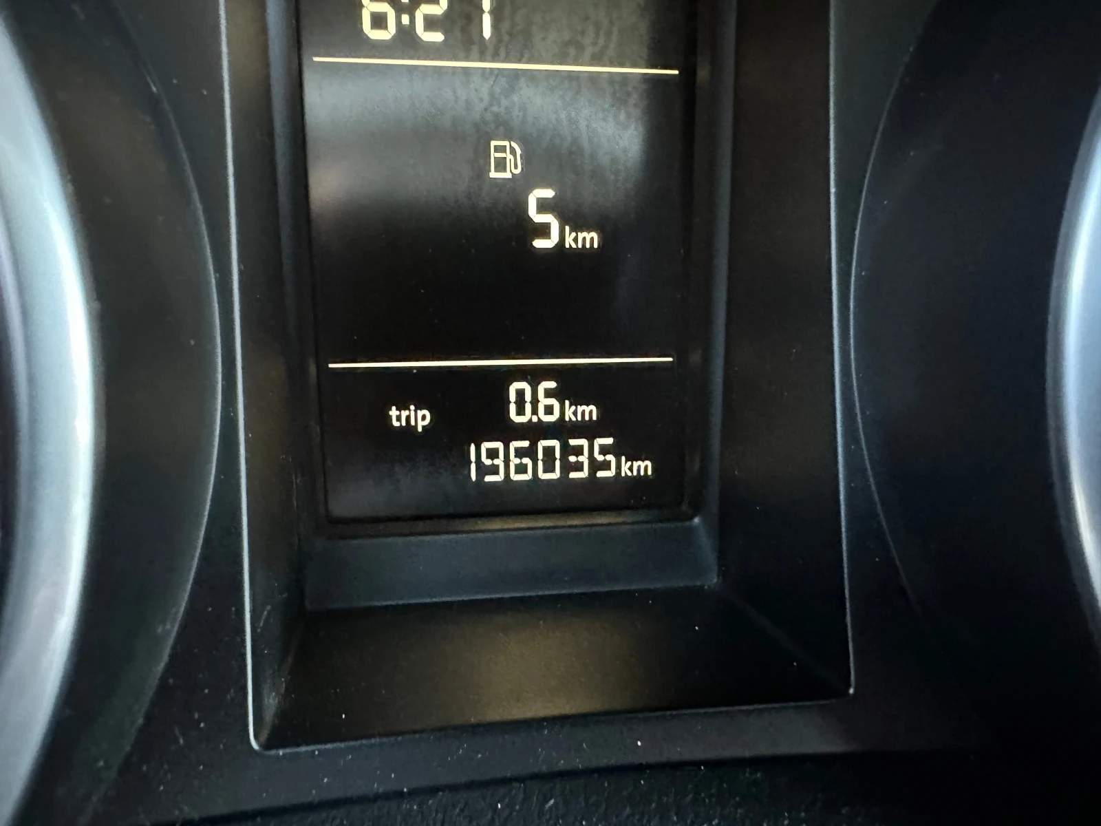 VW Golf 1.2TSI 86kc, снимка 11 - Автомобили и джипове - 54711162