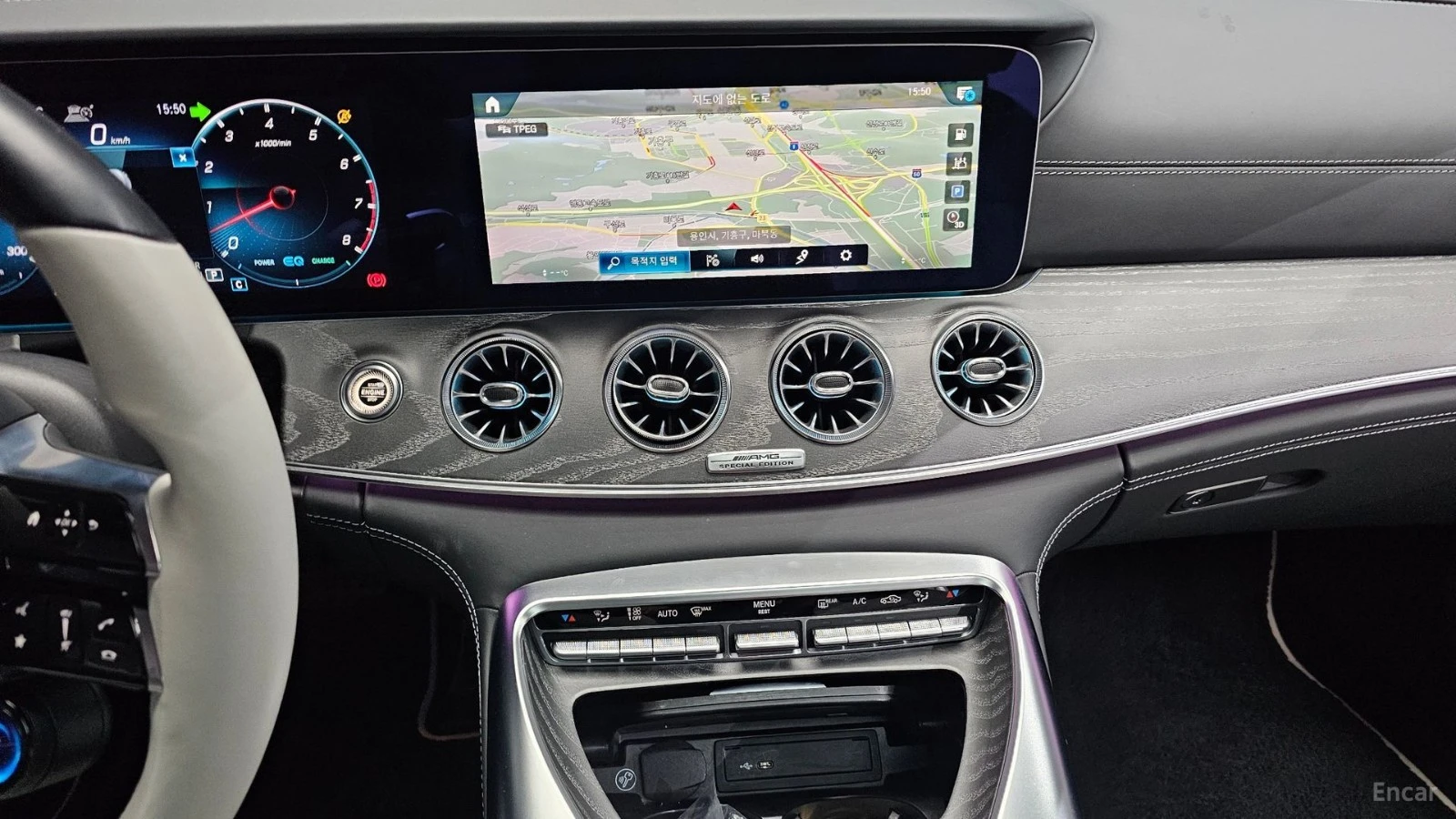 Mercedes-Benz AMG GT 43* 4MATIC+ * SPECIAL EDITION* 360* HUD* BURMESTER, снимка 14 - Автомобили и джипове - 55485614