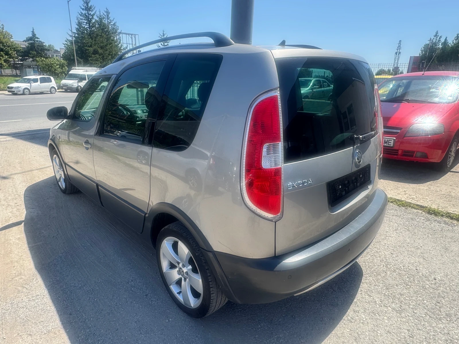 Skoda Roomster, снимка 4 - Автомобили и джипове - 55492019