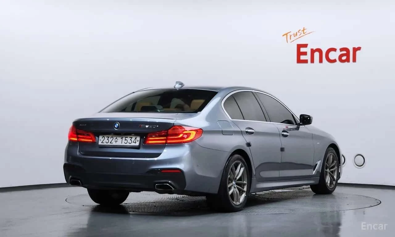 BMW 530 * 530i M Sport Package * ЦЕНА ДО БГ, снимка 2 - Автомобили и джипове - 55578009