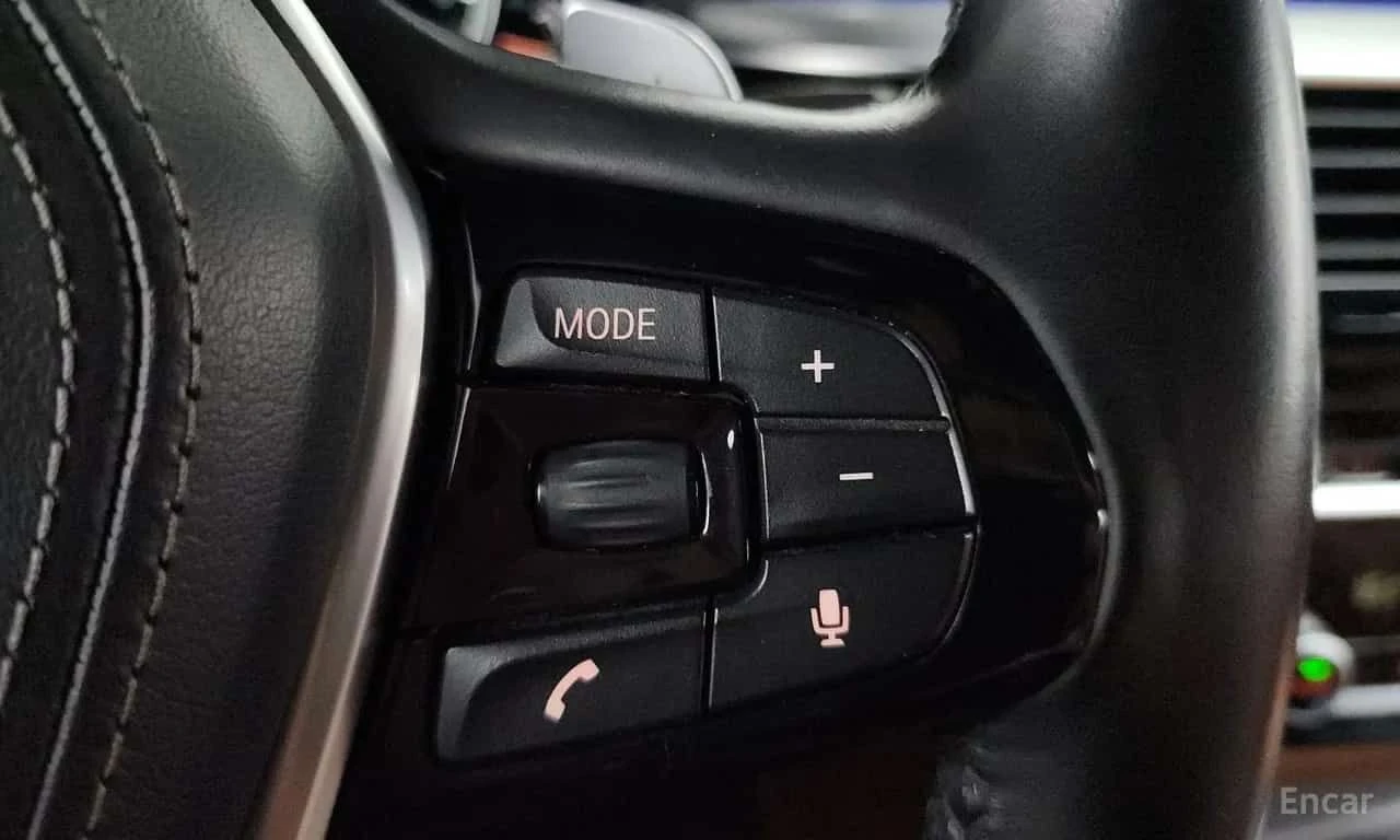 BMW 530 * 530i M Sport Package * ЦЕНА ДО БГ, снимка 14 - Автомобили и джипове - 55578009