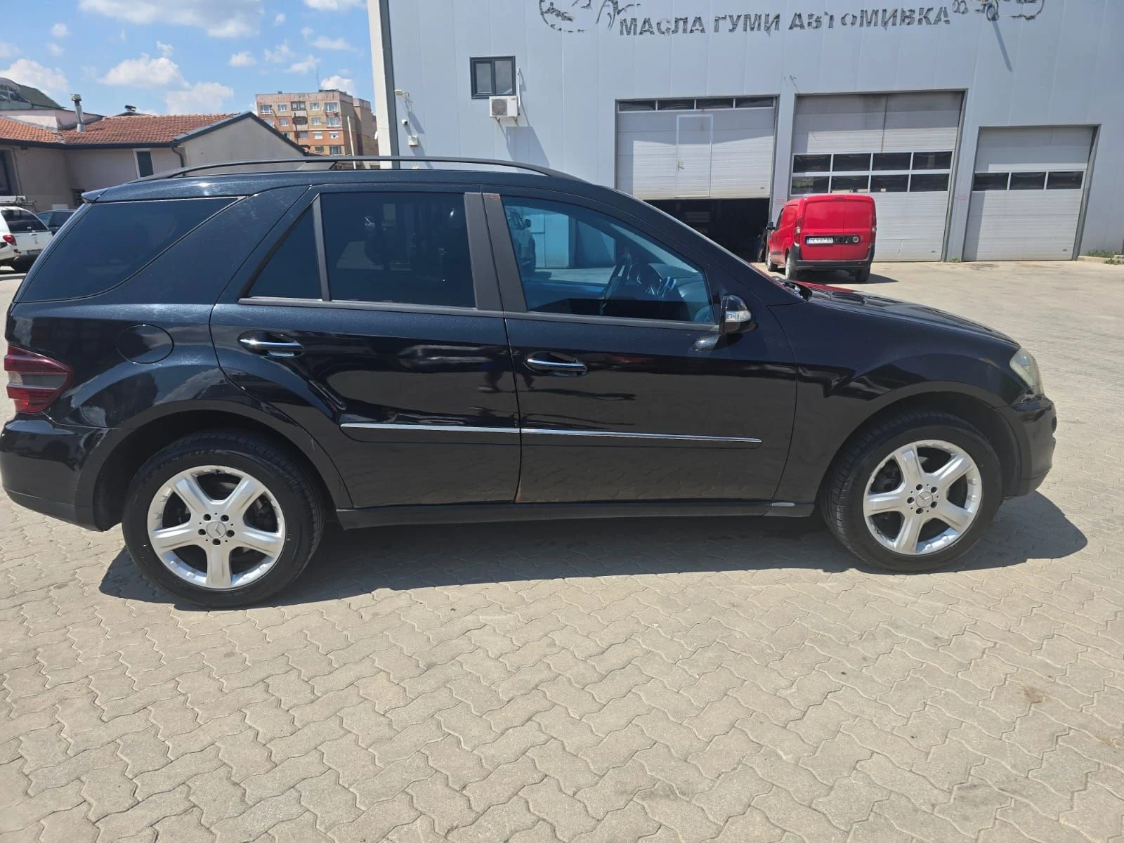 Mercedes-Benz 320, снимка 3 - Автомобили и джипове - 55613629
