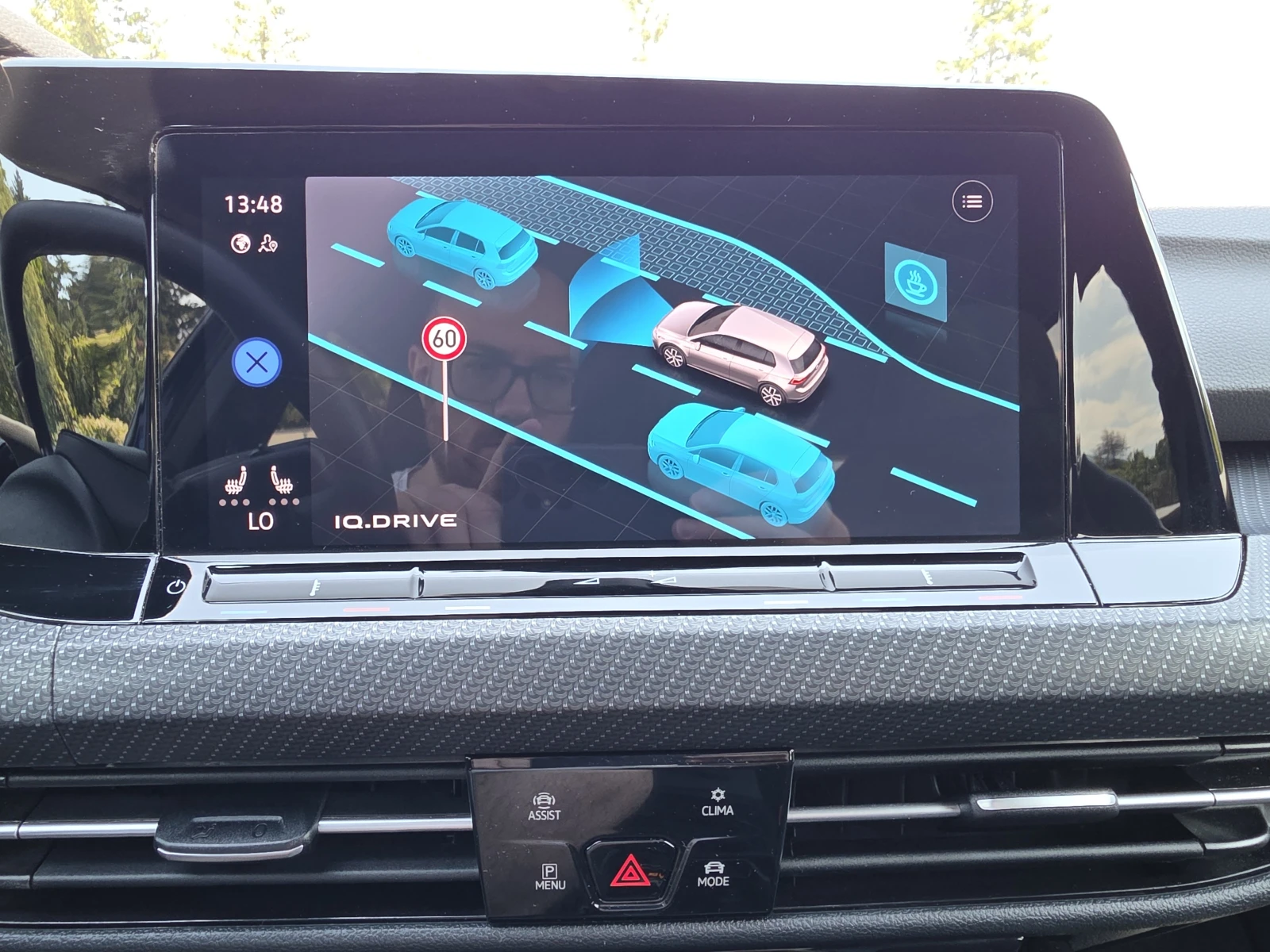 VW Golf 1.5 eTSI R-Line DSG, снимка 15 - Автомобили и джипове - 55792545