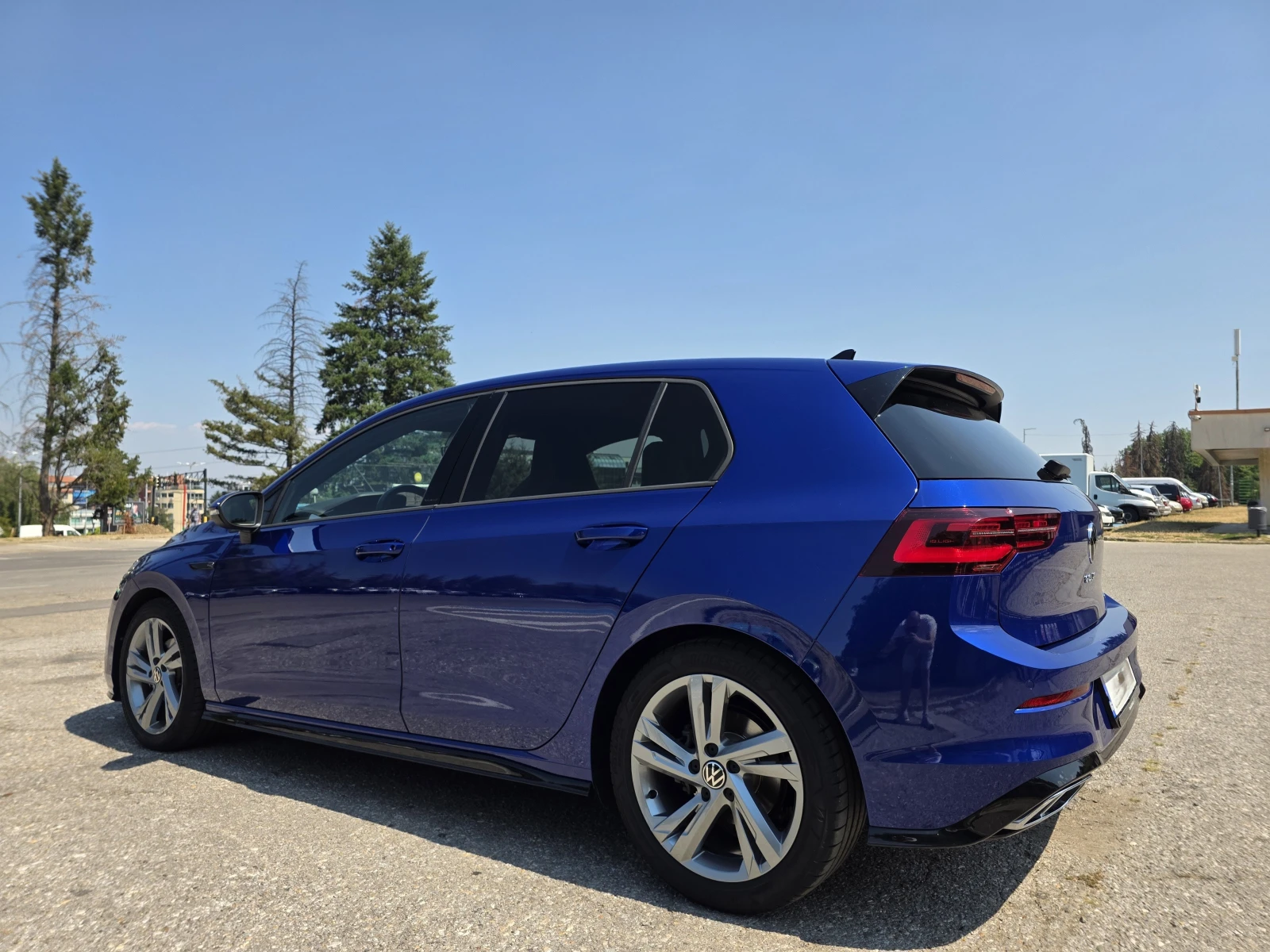 VW Golf 1.5 eTSI R-Line DSG, снимка 5 - Автомобили и джипове - 55792545