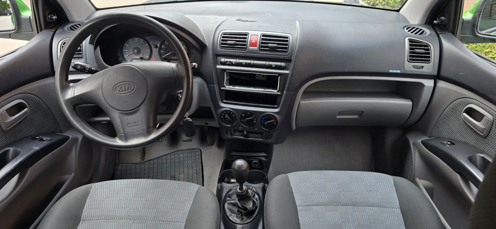Kia Picanto 1.1i, снимка 11 - Автомобили и джипове - 55999954