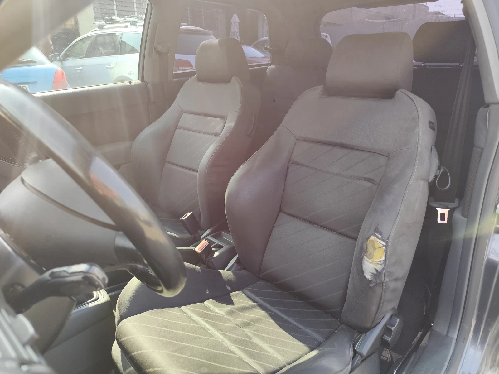 Audi A3 1.8T Quattro, снимка 8 - Автомобили и джипове - 55906309