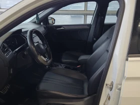 VW Tiguan SE R-LINE BLACK * * CARFAX * * АВТО КРЕДИТ * * , снимка 5
