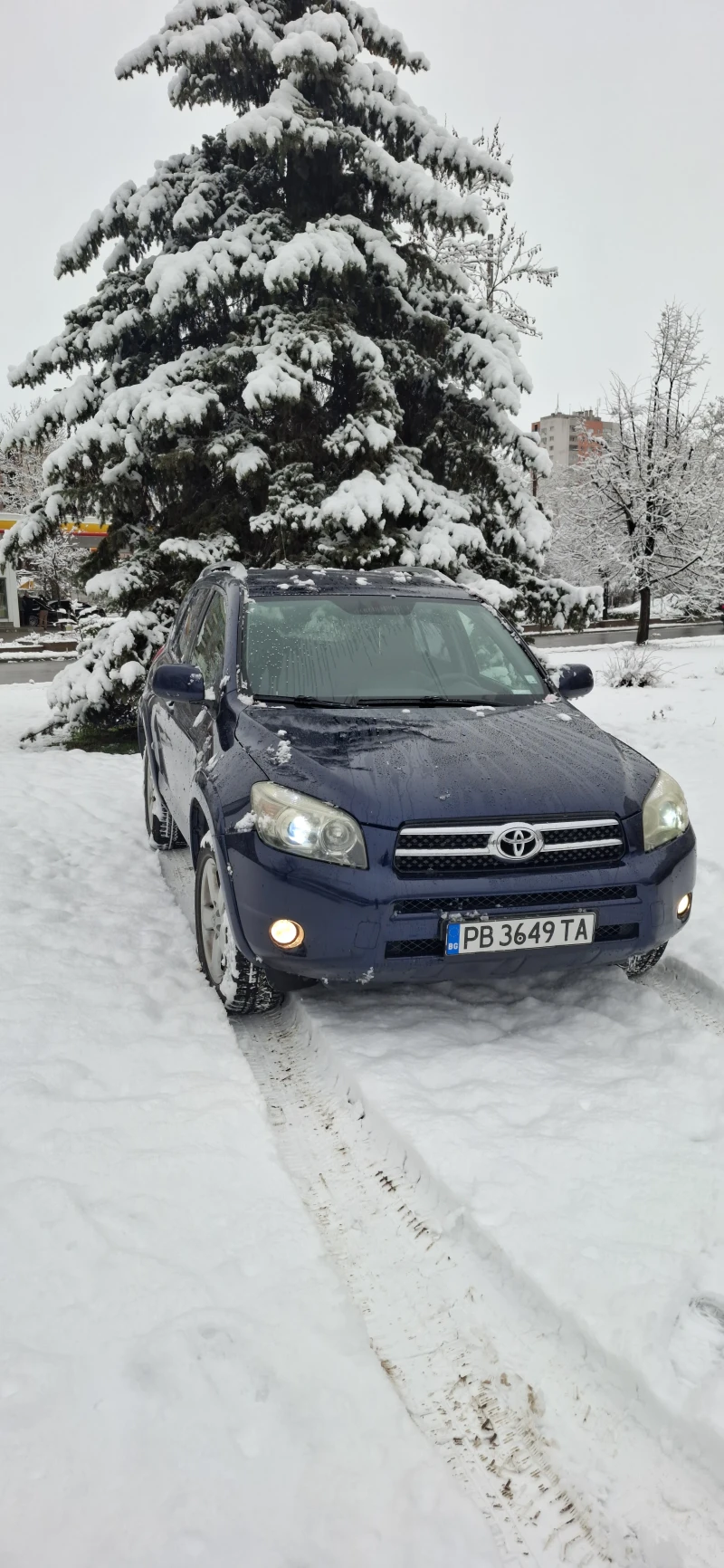 Toyota Rav4 Toyota Rav4 2.2 d-cat, снимка 3 - Автомобили и джипове - 43700527