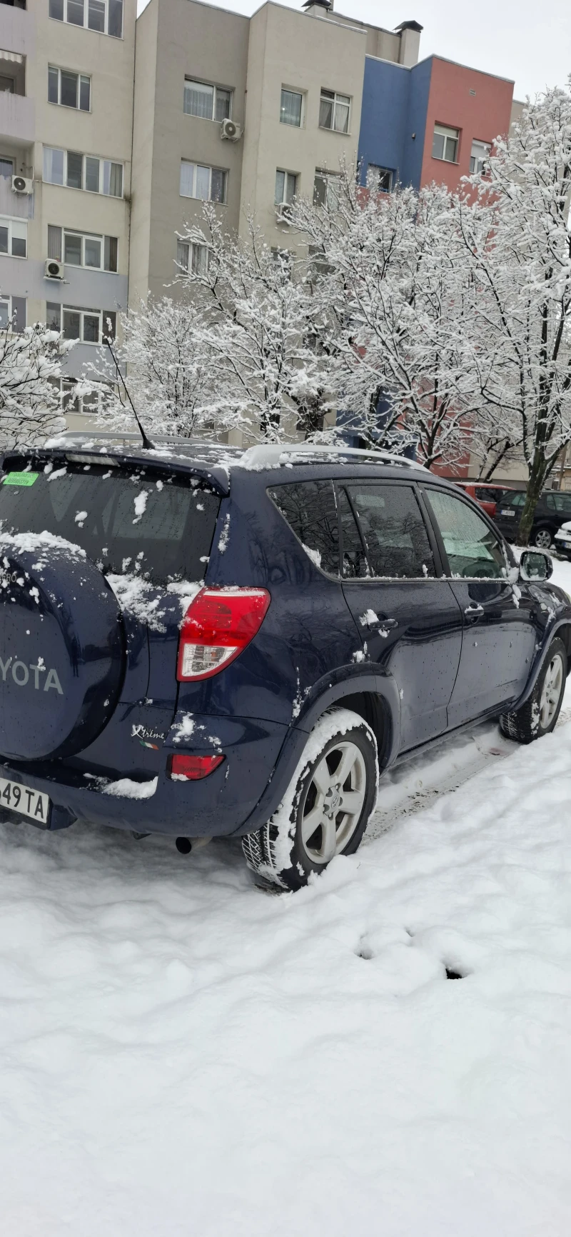 Toyota Rav4 Toyota Rav4 2.2 d-cat, снимка 4 - Автомобили и джипове - 43700527