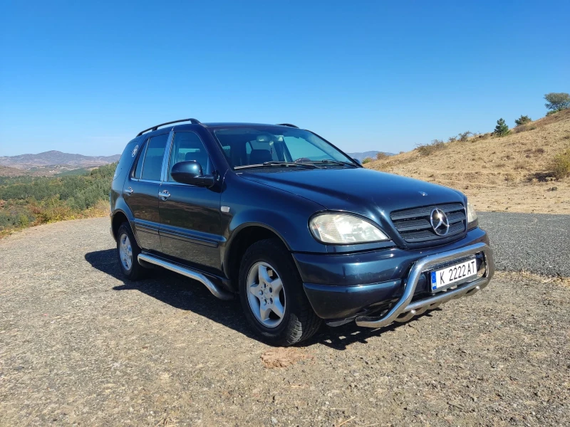 Mercedes-Benz ML 270, снимка 2 - Автомобили и джипове - 46907353