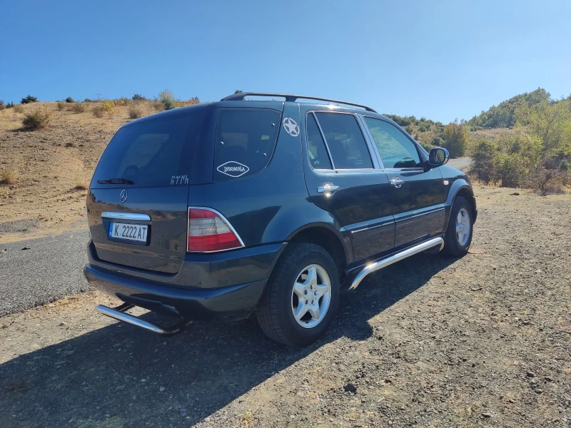 Mercedes-Benz ML 270, снимка 10 - Автомобили и джипове - 46907353