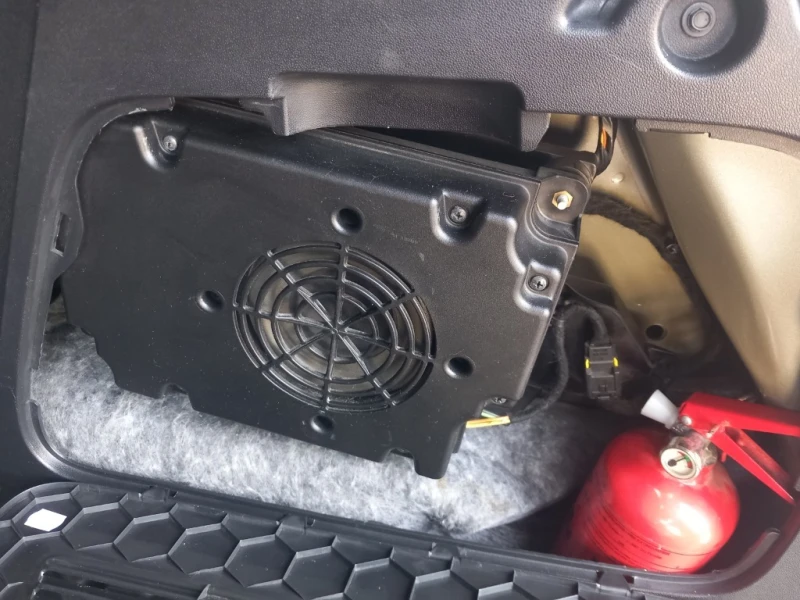 Citroen C3 Aircross 1.6 HDI, снимка 15 - Автомобили и джипове - 51179776