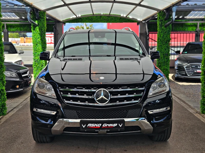 Mercedes-Benz ML 350 ! AMG/SPORT/DISTR/CAMERA/AMBIENT/AIR/BLIND SPOT/L, снимка 2 - Автомобили и джипове - 51999839