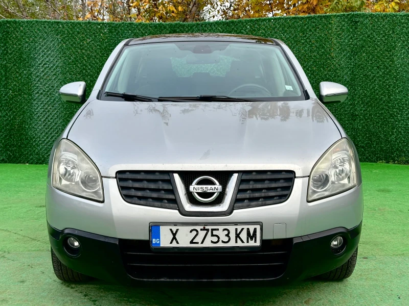 Nissan Qashqai 4x4 KAMERA / KEYLESS / PANORAMA / AUTOMATIC , снимка 3 - Автомобили и джипове - 52471237