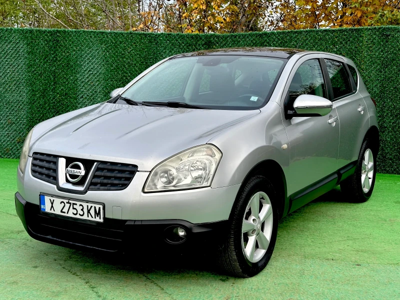 Nissan Qashqai 4x4 KAMERA / KEYLESS / PANORAMA / AUTOMATIC 