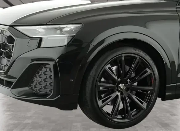 Audi Q8 50 TDI Quattro = S-line = Black OpticPlus Гаранция, снимка 4 - Автомобили и джипове - 54004661