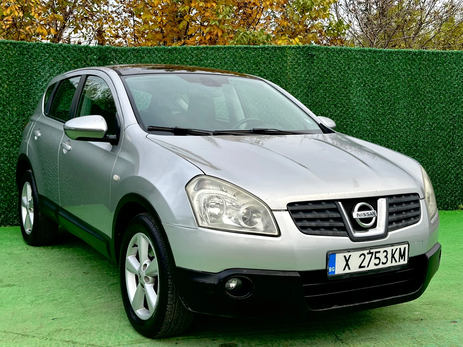Nissan Qashqai 4x4 KAMERA / KEYLESS / PANORAMA / AUTOMATIC  - изображение 2