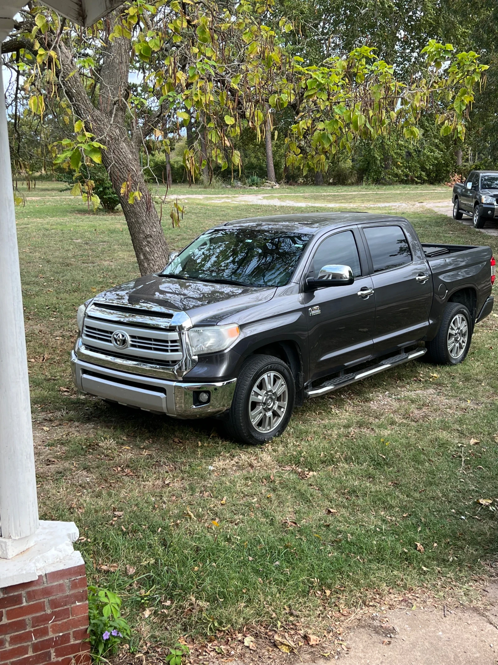 Toyota Tundra 1794 Edition - изображение 7