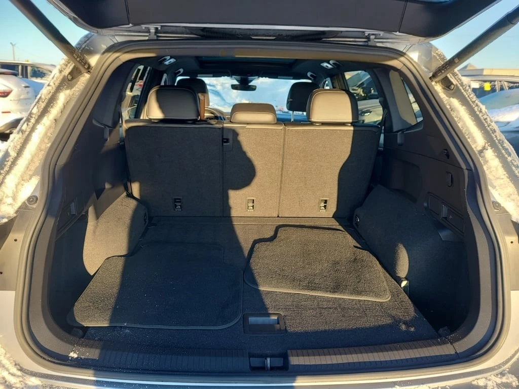 VW Tiguan * Highline R Line * CARFAX * БЕЗ ПЪРВОНАЧАЛНА ВНОС - изображение 4