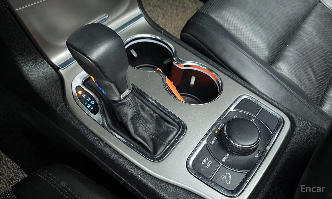 Jeep Grand cherokee  - изображение 9