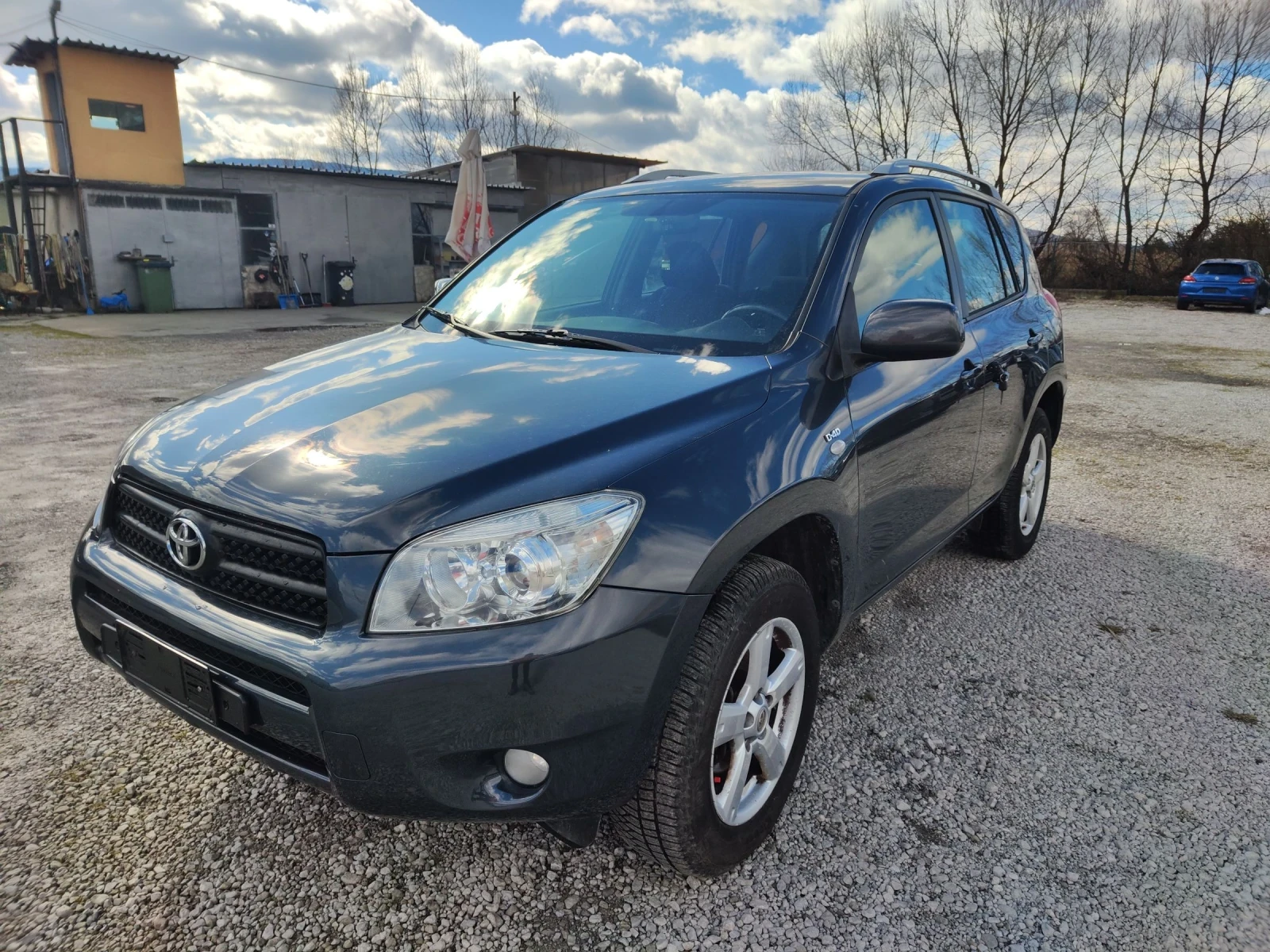 Toyota Rav4 2.2 D4D 136к.с. - изображение 4