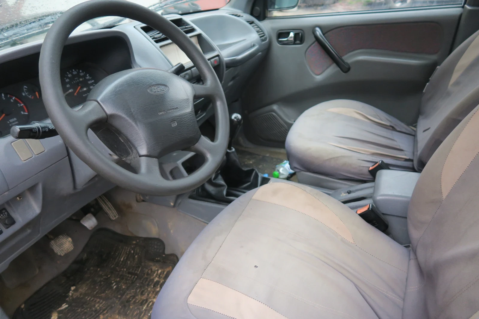 Nissan Terrano 2, 4 I Може и за части, снимка 6 - Автомобили и джипове - 54042294