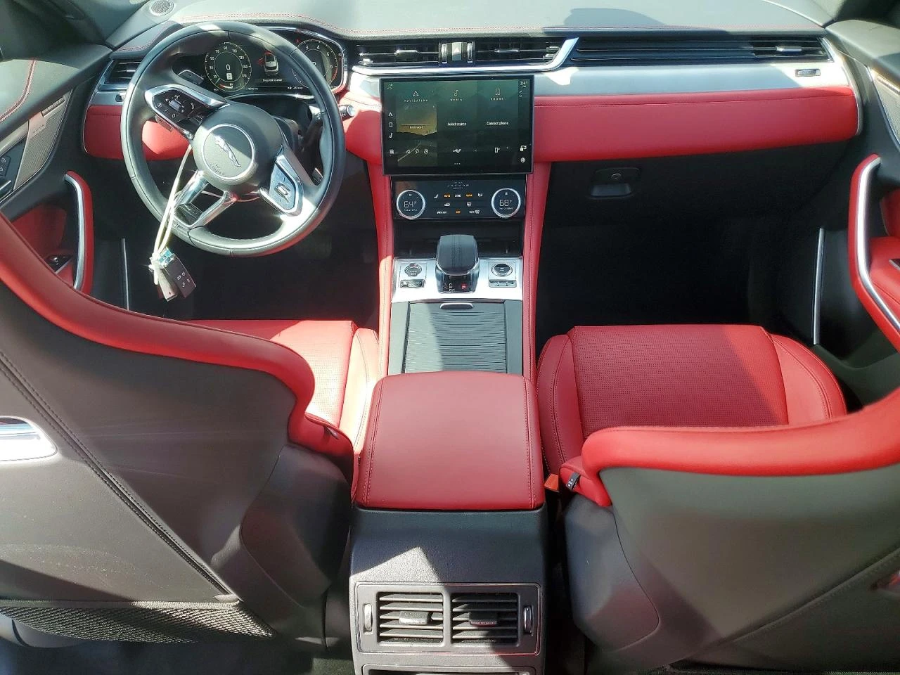 Jaguar F-PACE R-DYNAMIC S, снимка 8 - Автомобили и джипове - 54639268